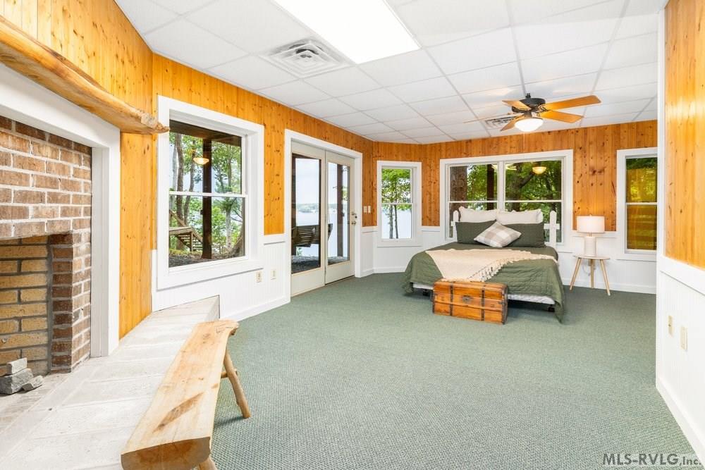 143 Laurel Bluff