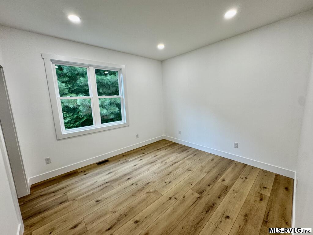 2794 Cow Road