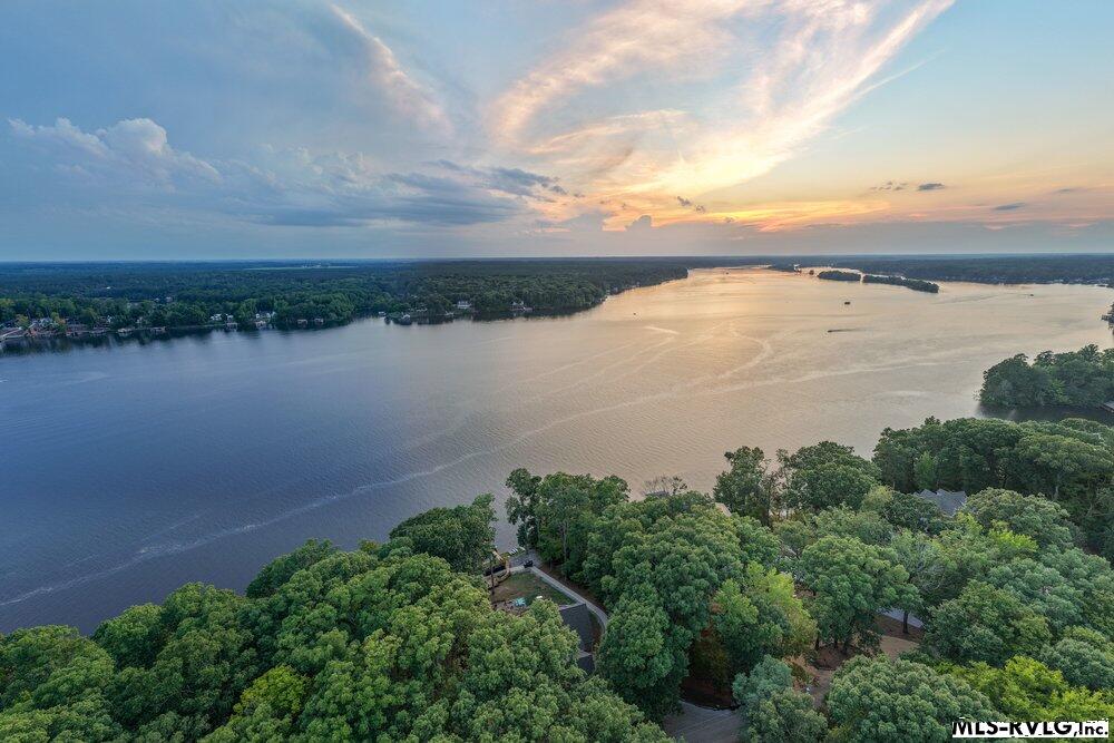 170 Lake Forest Road