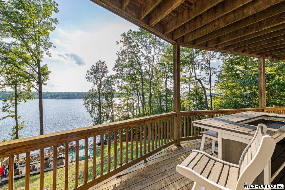 170 Lake Forest Road