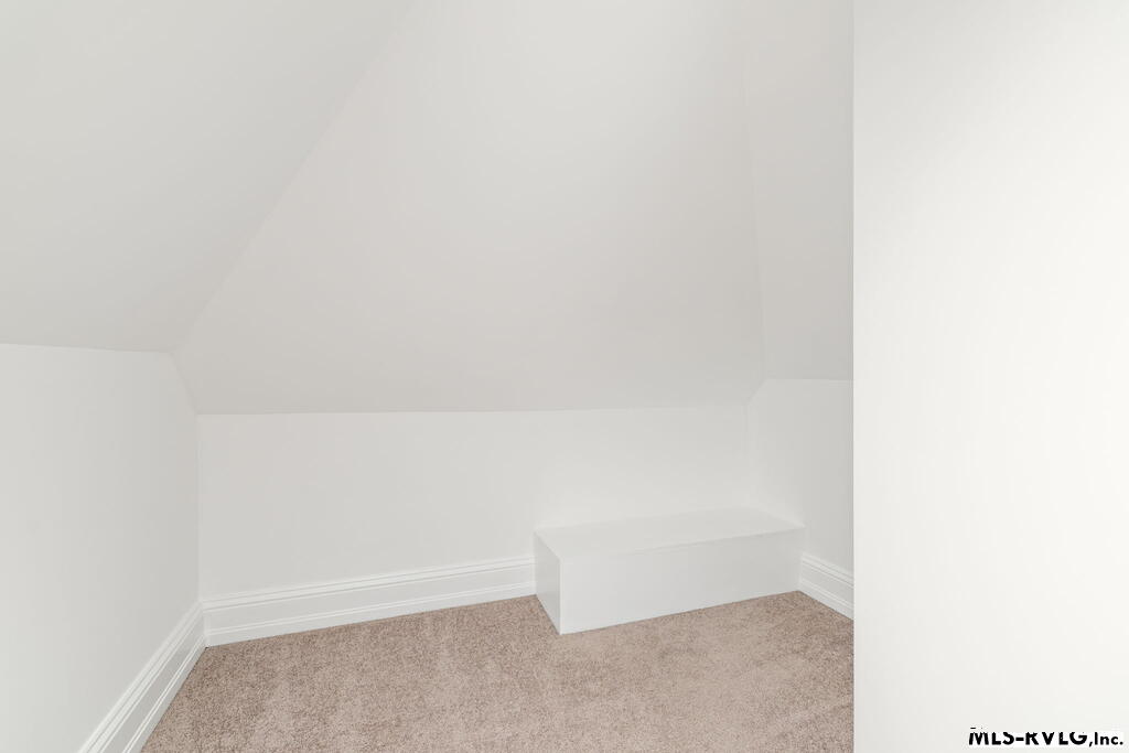 221 Franklin Street