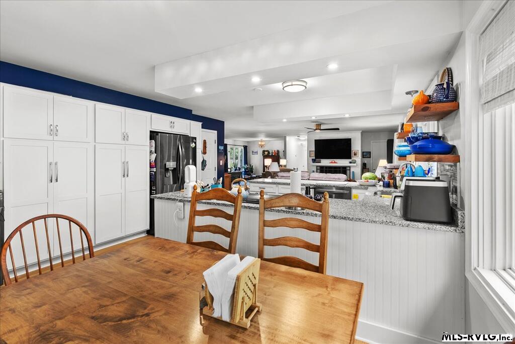 211 Woodhaven Lane