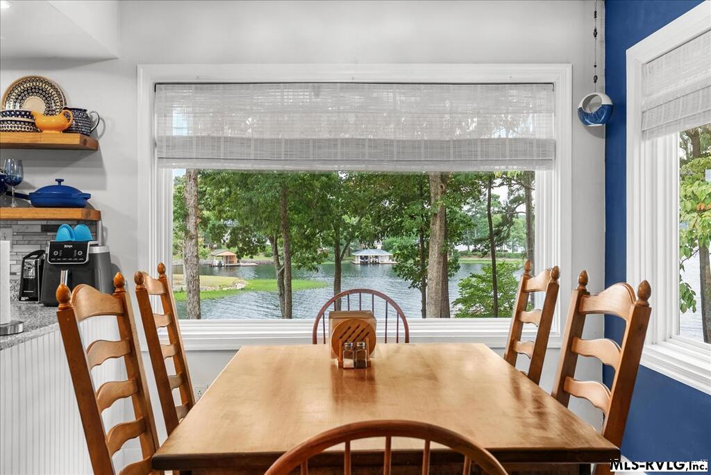 211 Woodhaven Lane