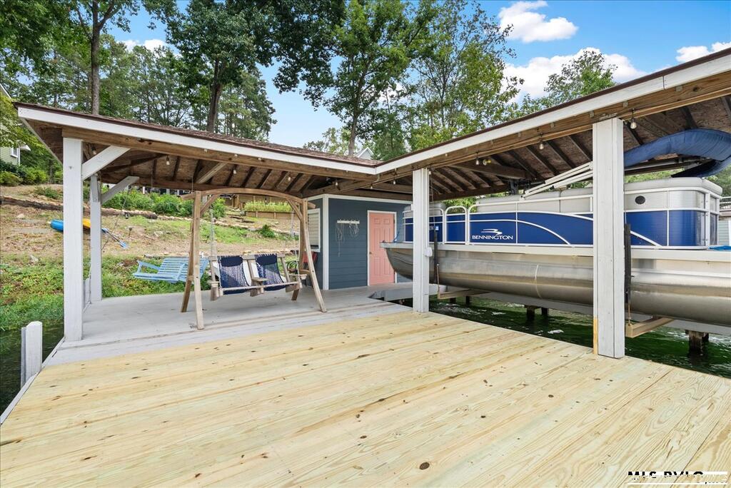 211 Woodhaven Lane