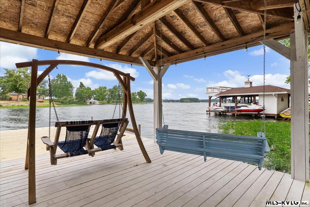 211 Woodhaven Lane