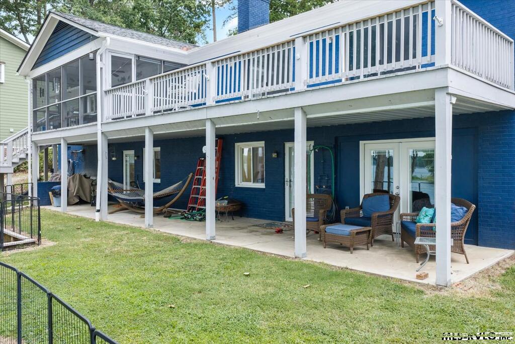 211 Woodhaven Lane