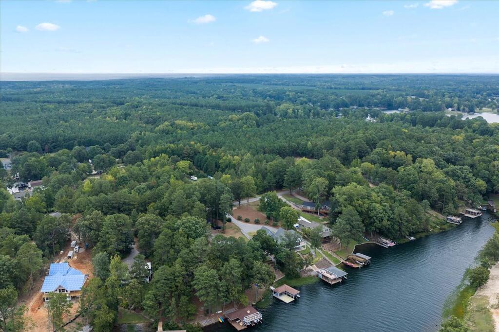 211 Woodhaven Lane