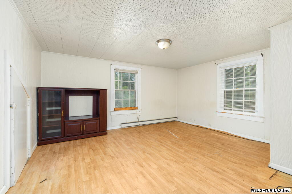 211 N. Mecklenburg Ave.