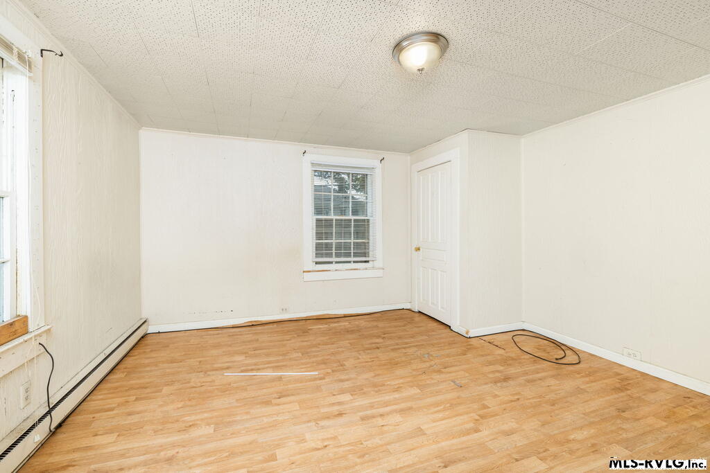 211 N. Mecklenburg Ave.