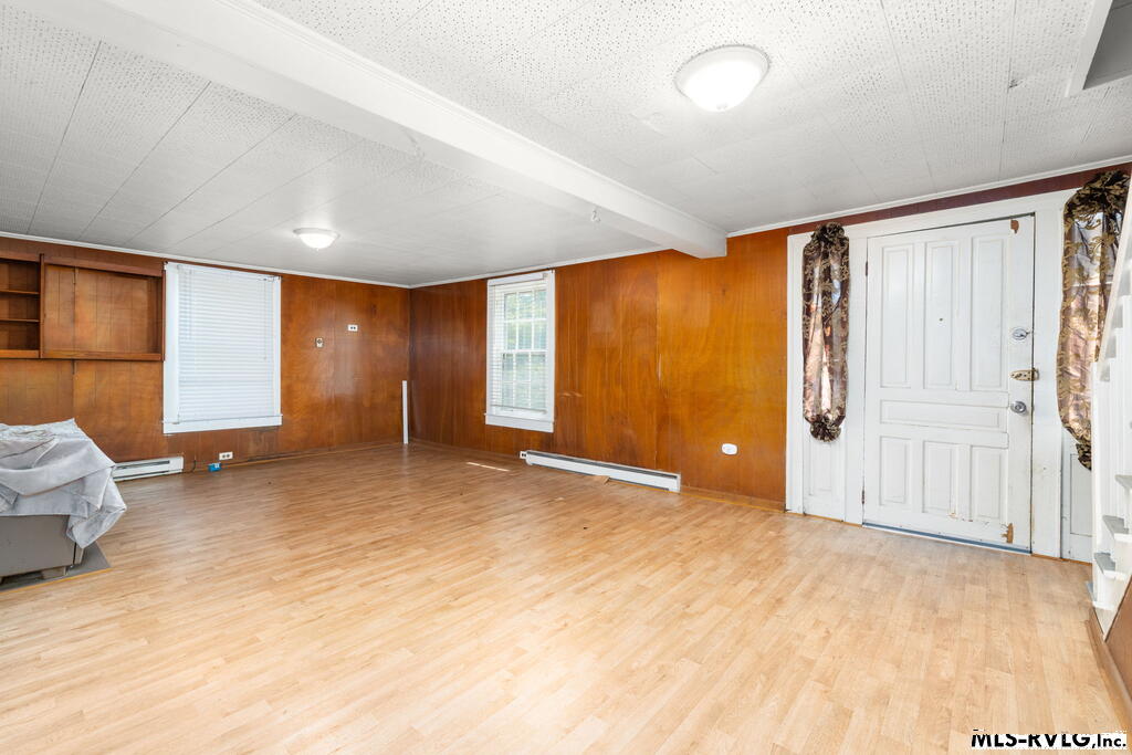 211 N. Mecklenburg Ave.