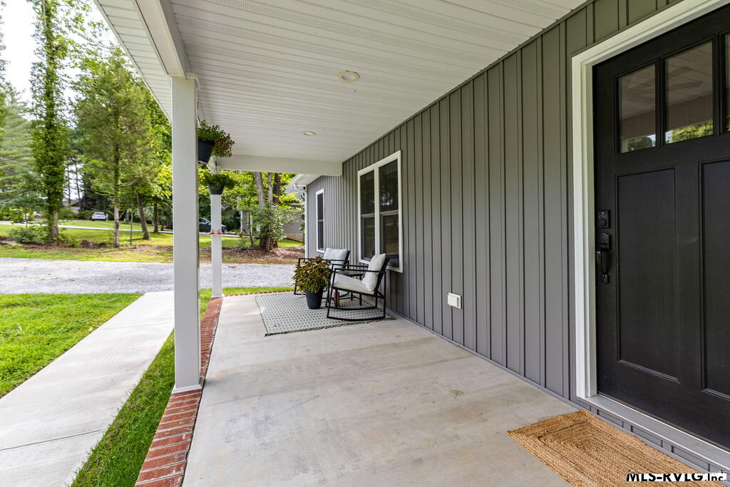 502 Poplar Lane
