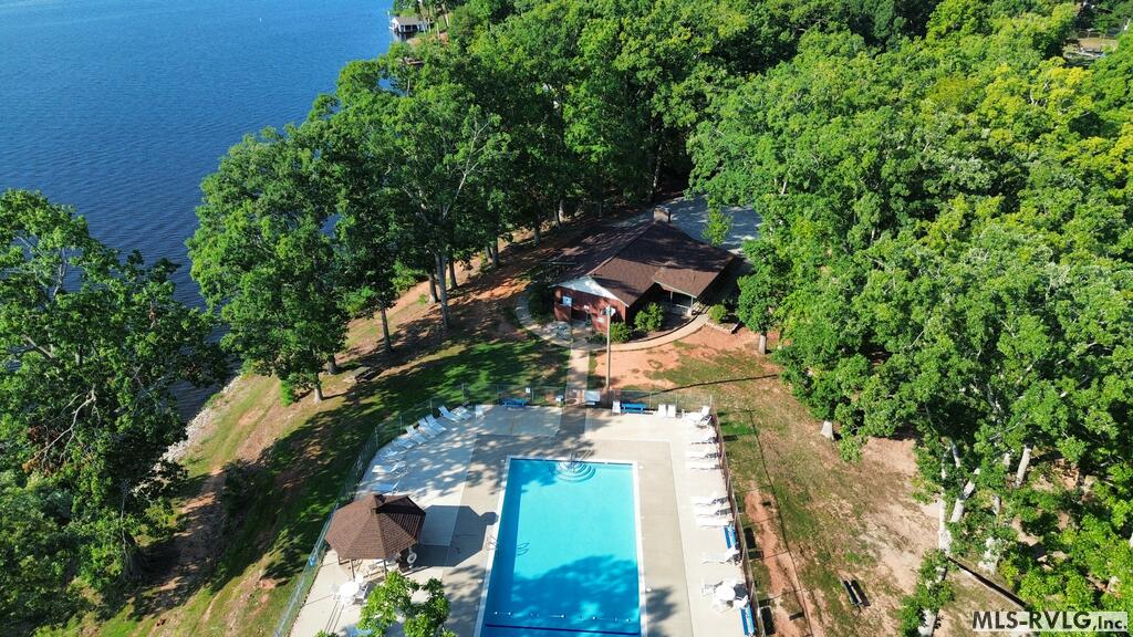 00 Wildwood Circle