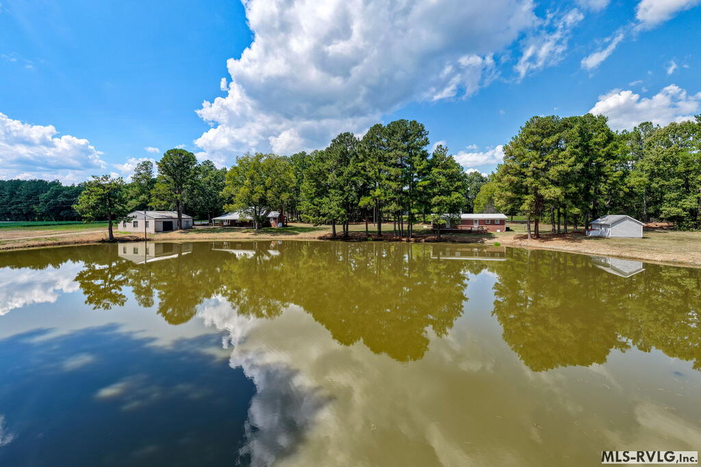 1554 Traffic Road