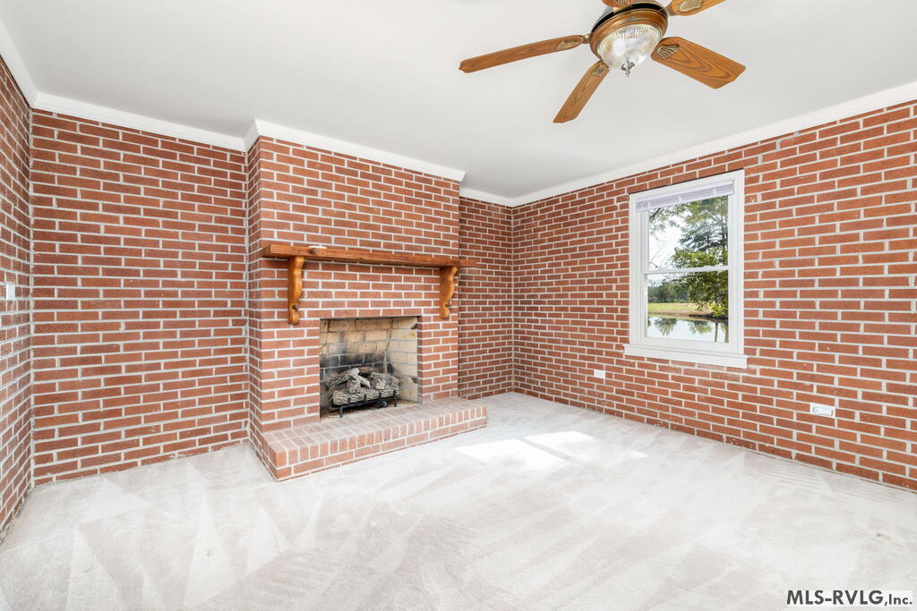 1554 Traffic Road