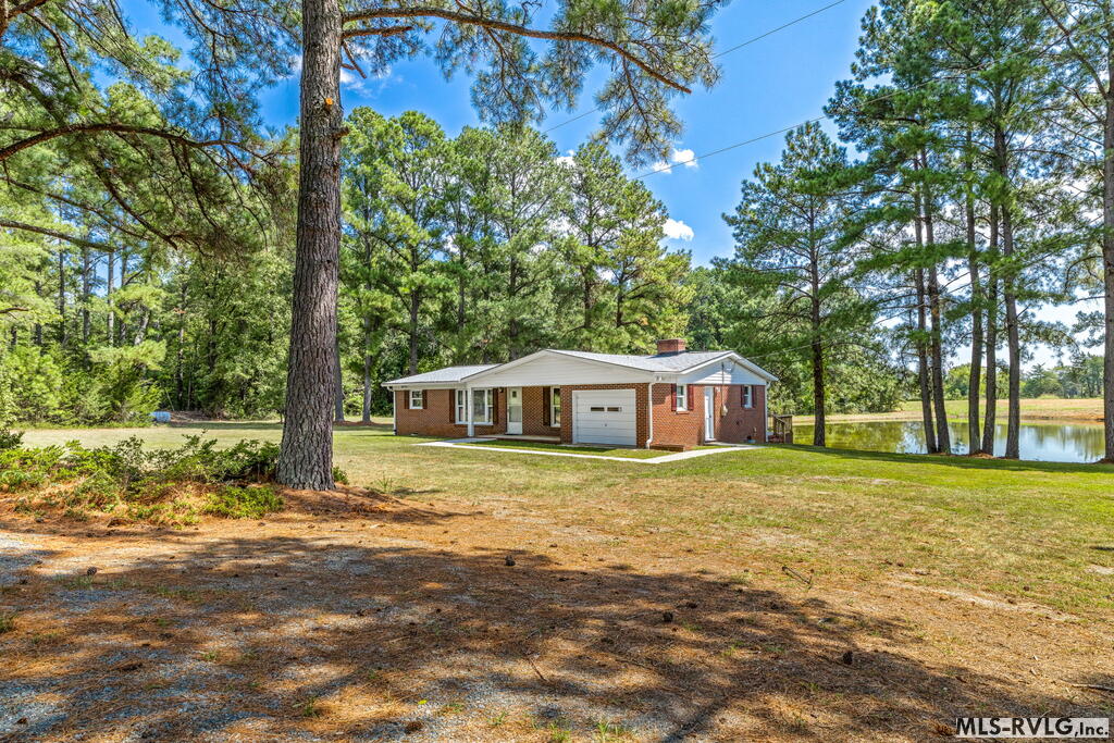 1554 Traffic Road