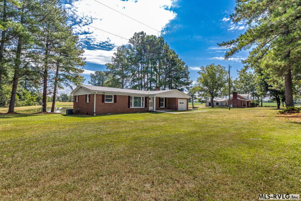 1554 Traffic Road