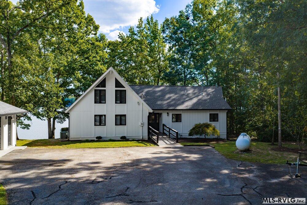 147 Lees Ct