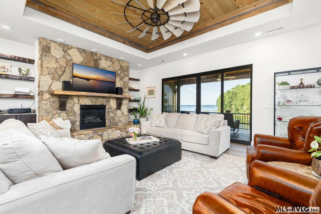 118 Fleming Meadows Drive
