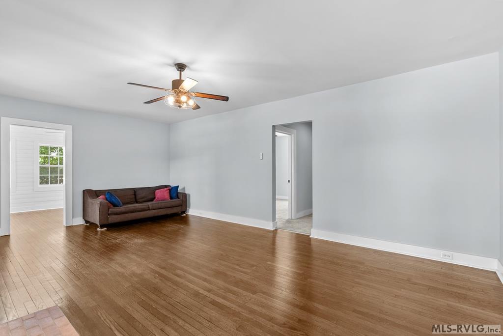 1350 Rawlings Rd