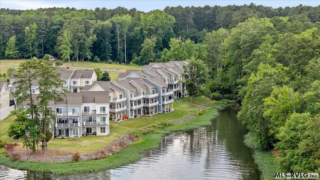 115 Rowboat Way