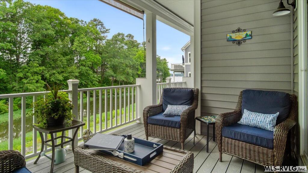 115 Rowboat Way
