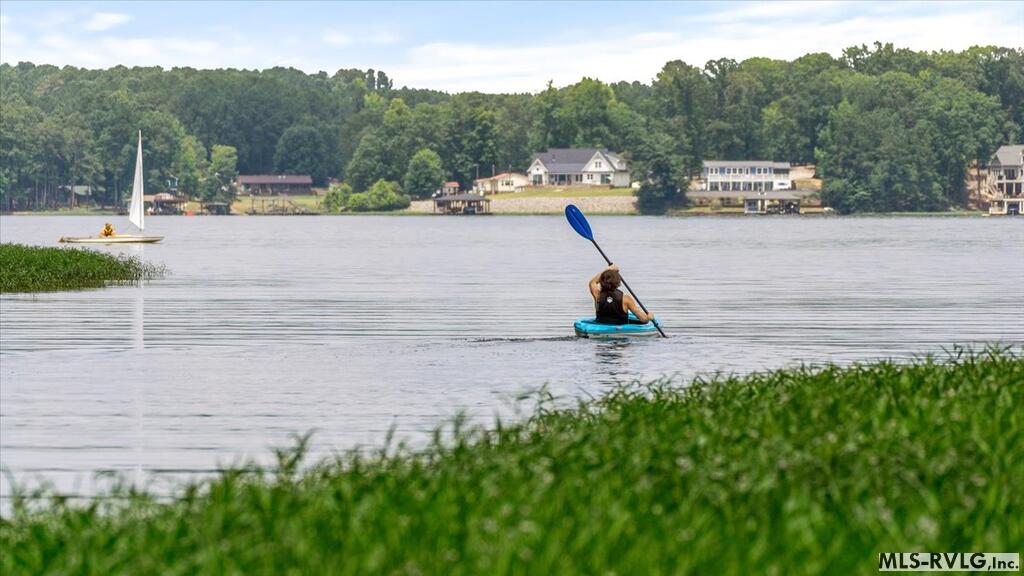 115 Rowboat Way