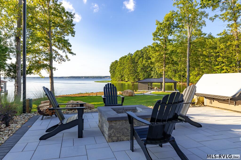 125 Fleming Meadows Drive