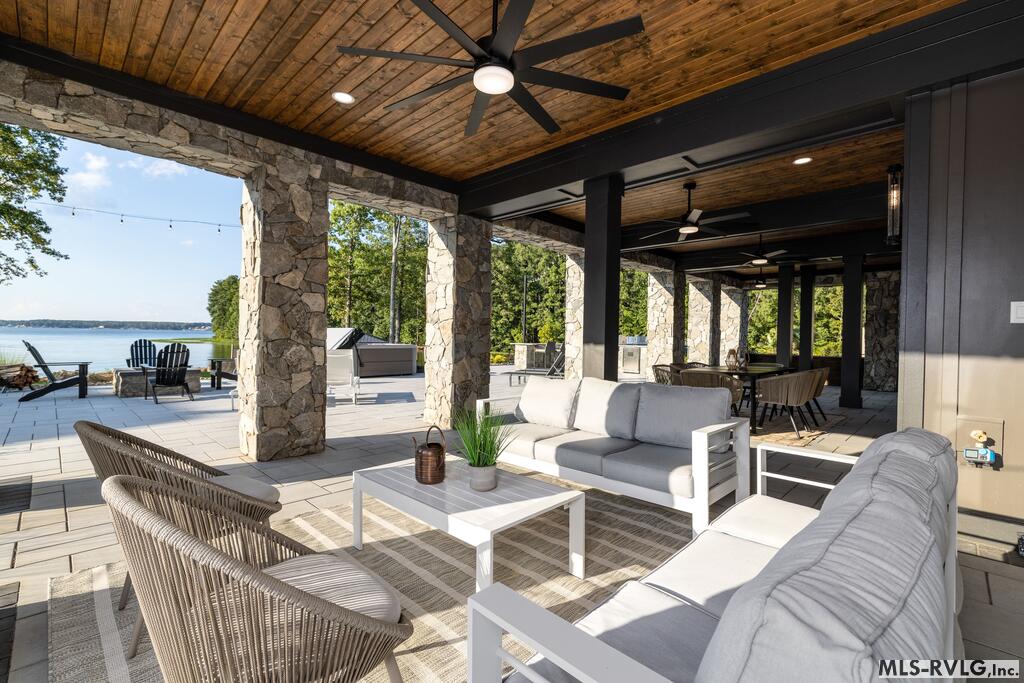 125 Fleming Meadows Drive