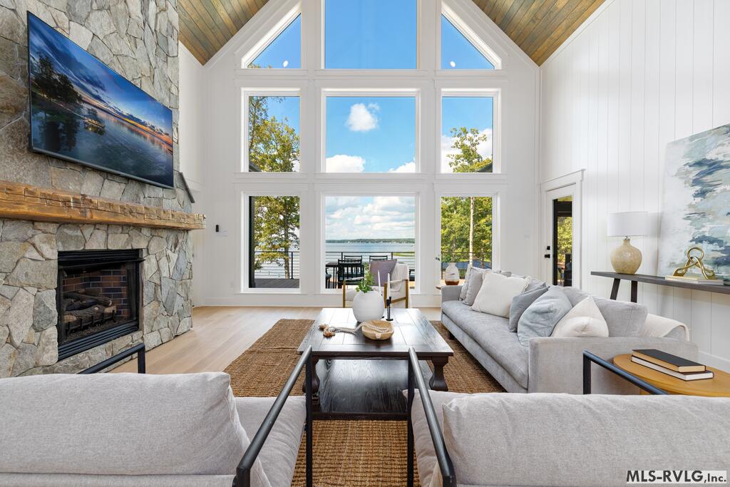 125 Fleming Meadows Drive