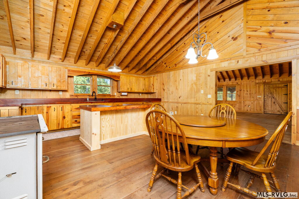 1318 Poor House Road