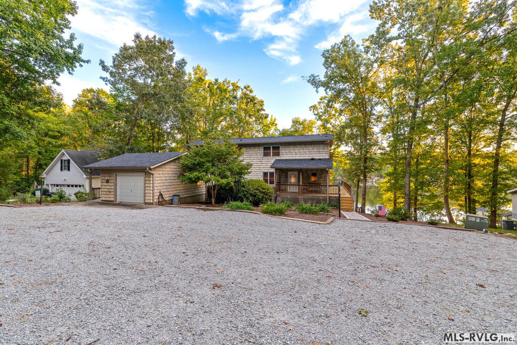 1463 Great Creek Drive