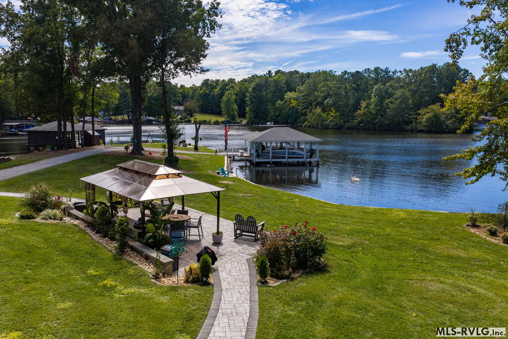 341 Piney Point Circle