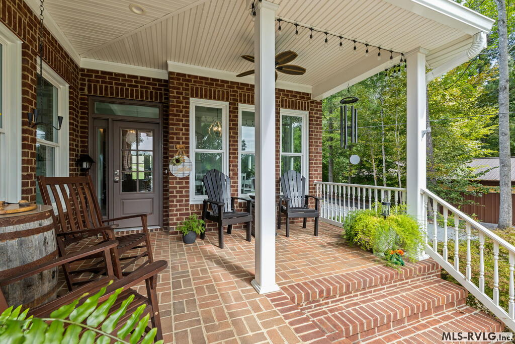 341 Piney Point Circle