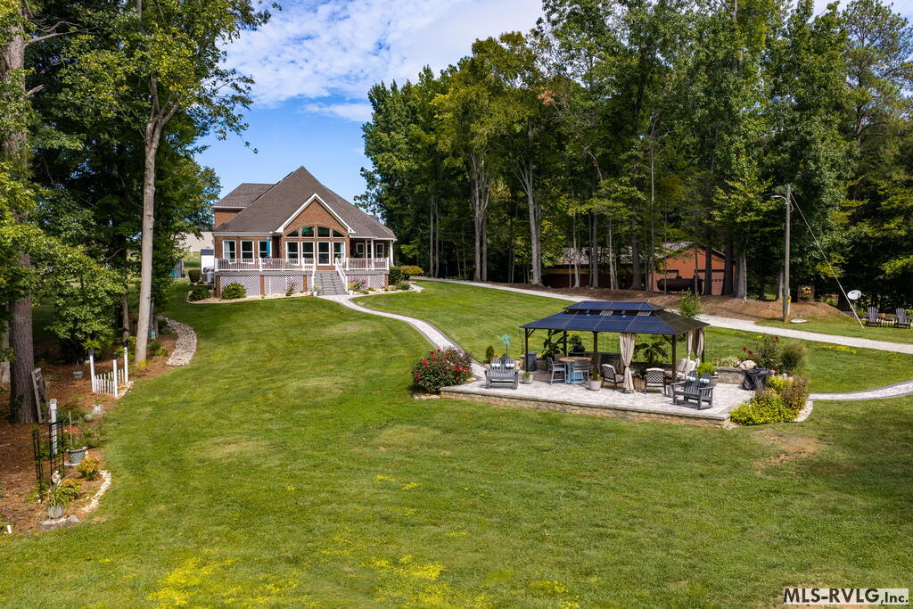341 Piney Point Circle