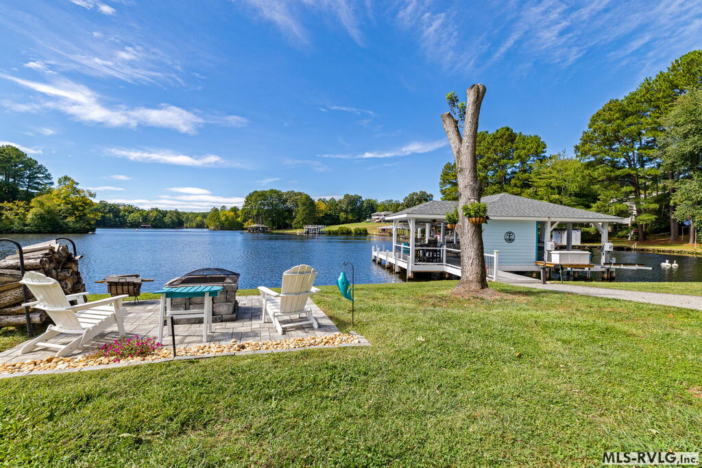 341 Piney Point Circle