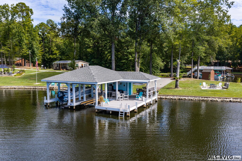 341 Piney Point Circle