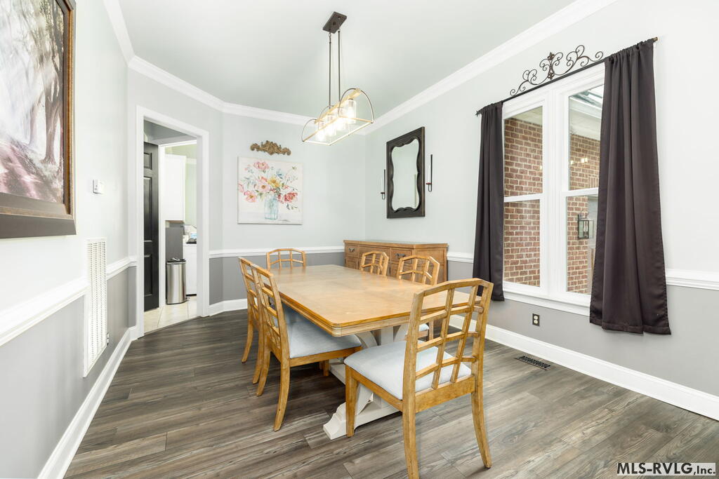 341 Piney Point Circle