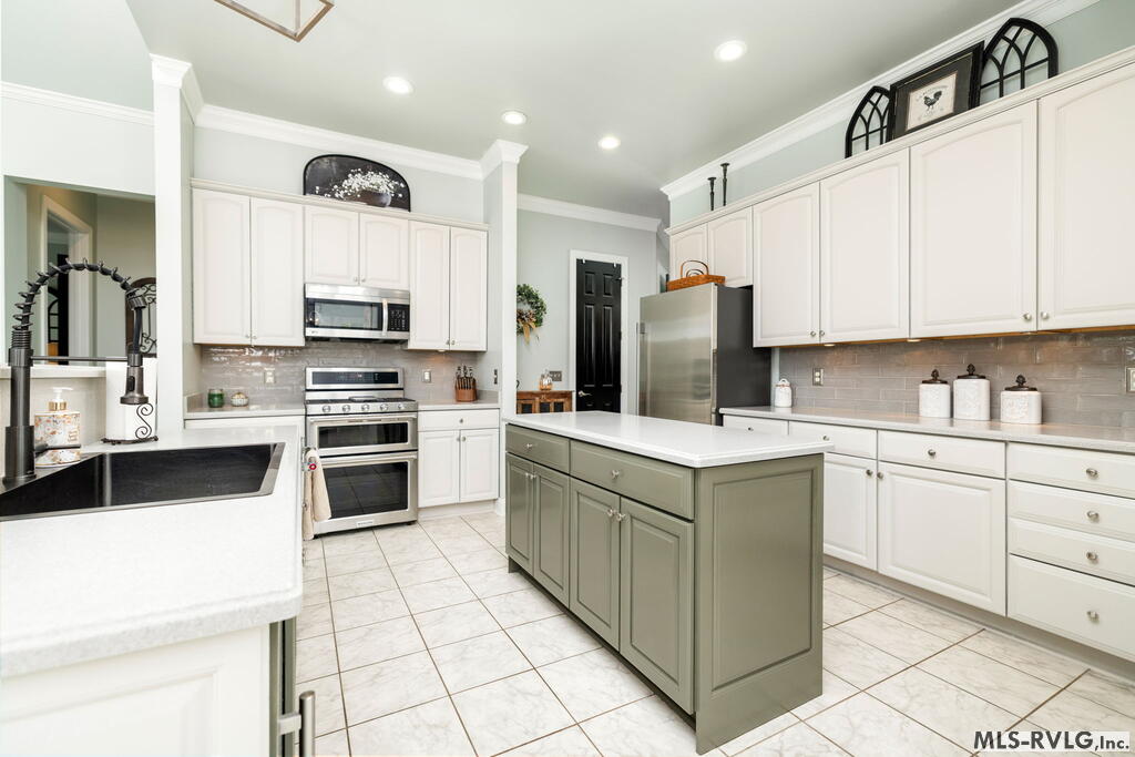 341 Piney Point Circle