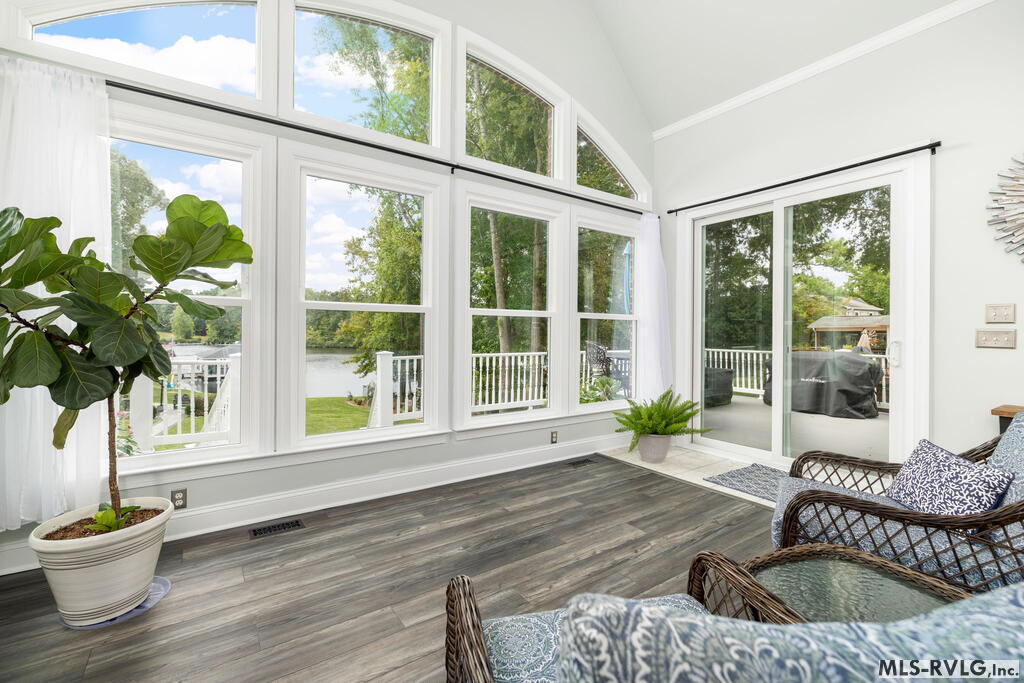 341 Piney Point Circle