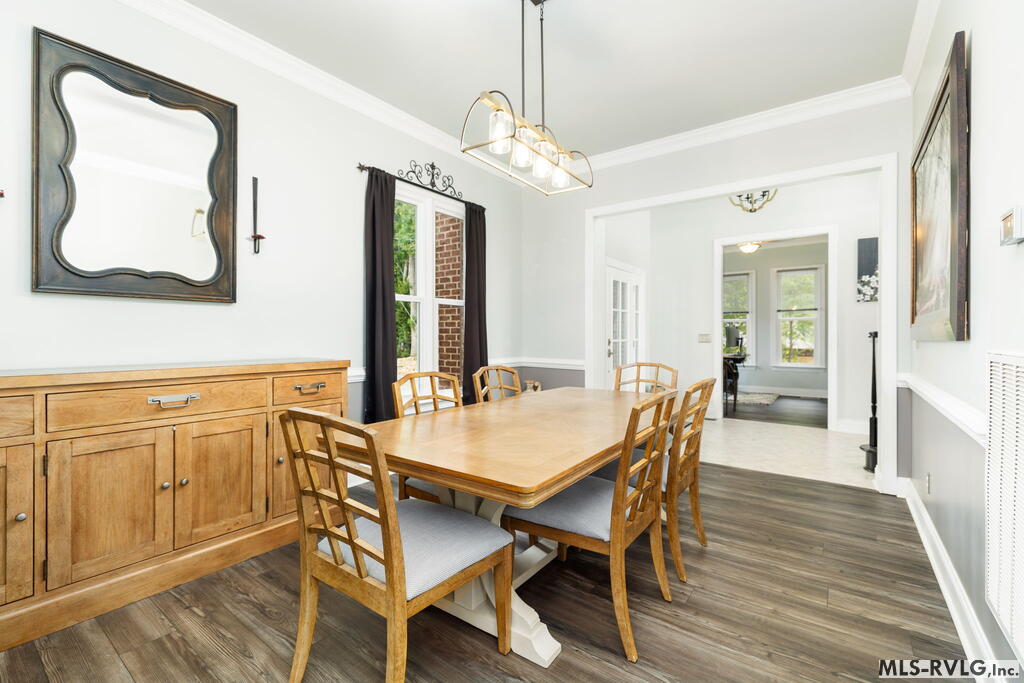 341 Piney Point Circle