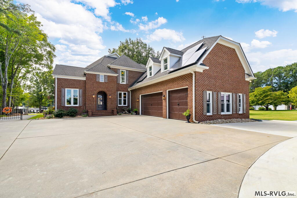 341 Piney Point Circle
