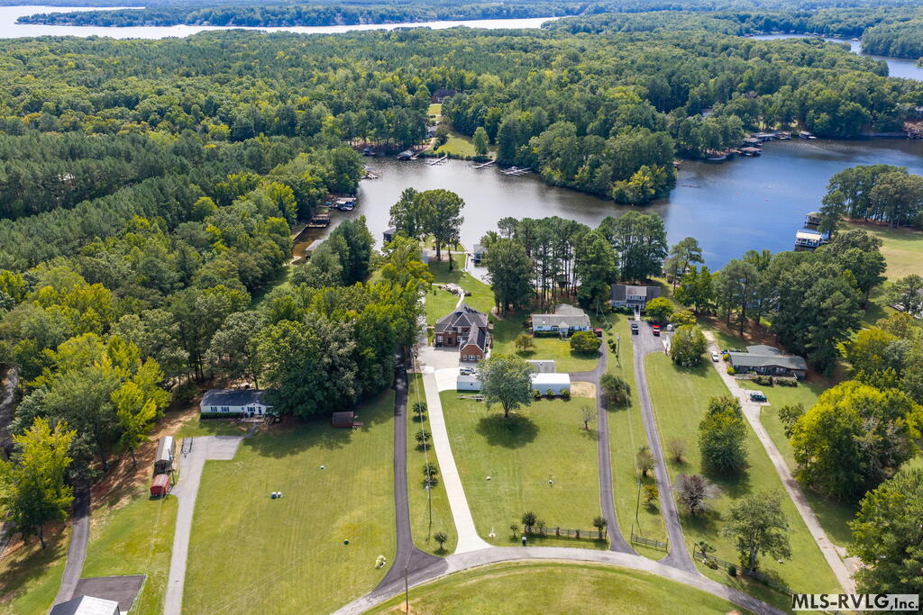 341 Piney Point Circle