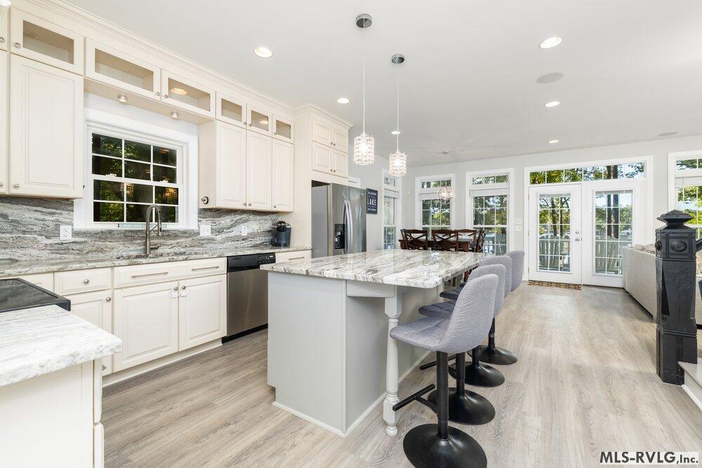 417 Poe Creek Dr