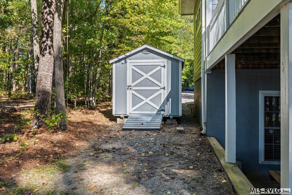 417 Poe Creek Dr