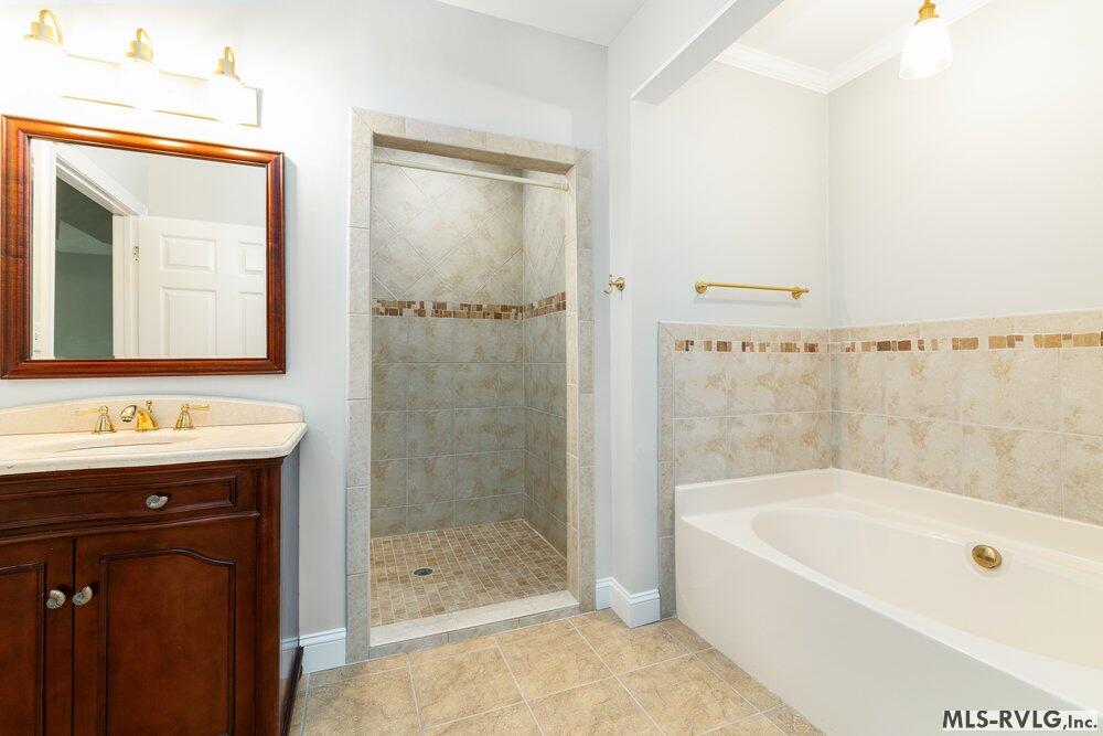 417 Poe Creek Dr