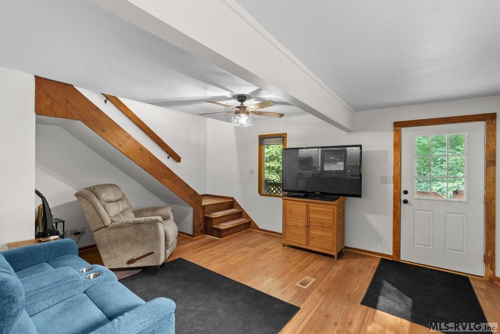 206 Greenvalley