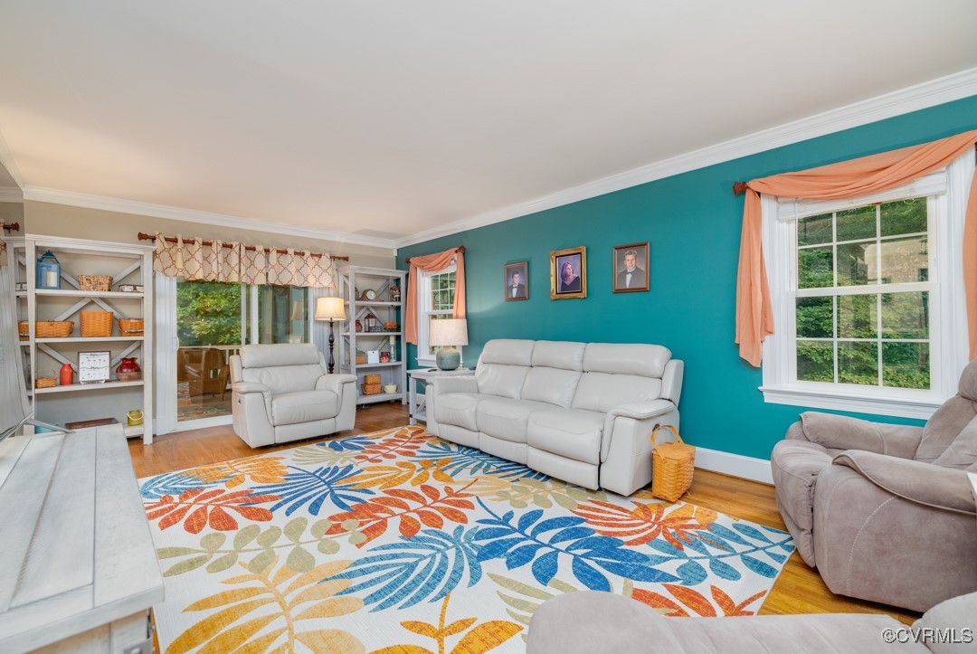 300 Shore Dr