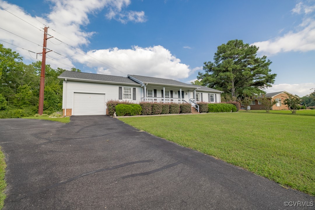 402 Cifers Ln