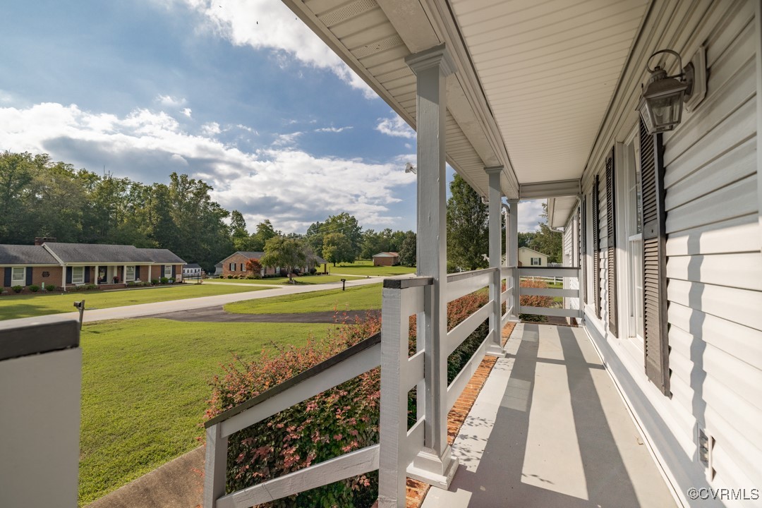 402 Cifers Ln