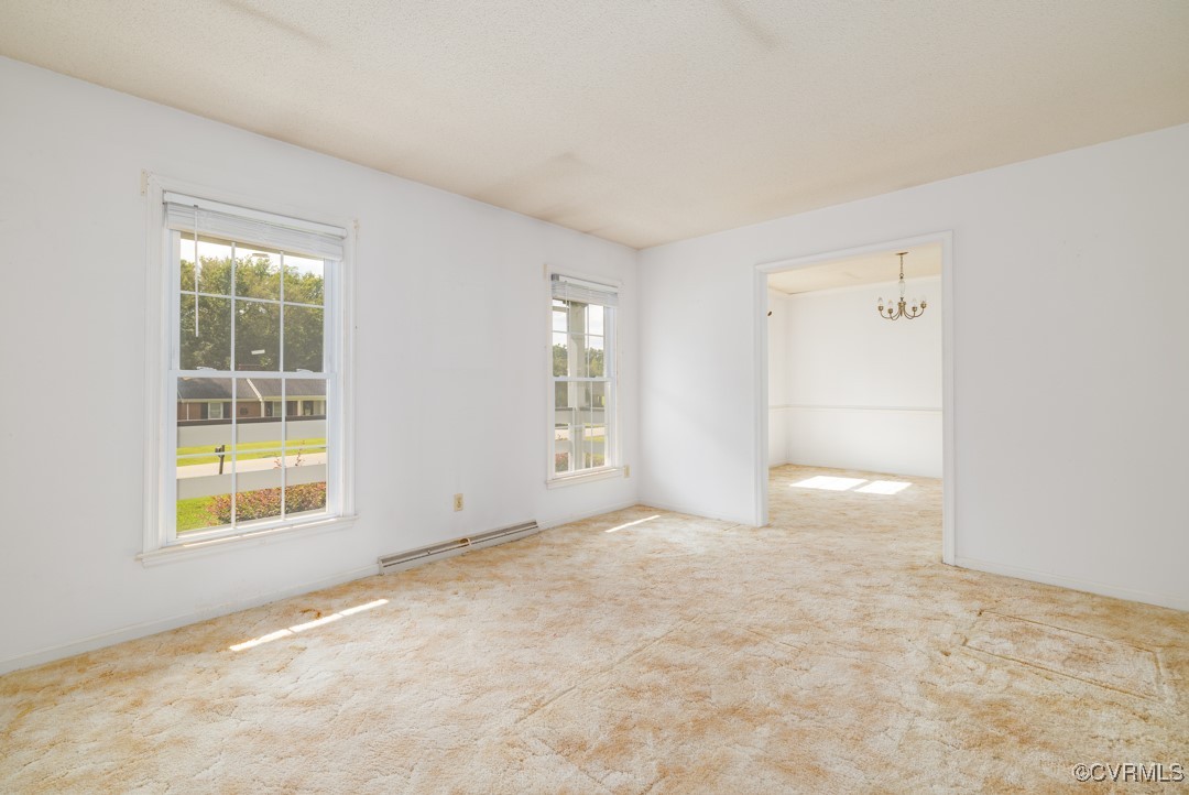 402 Cifers Ln